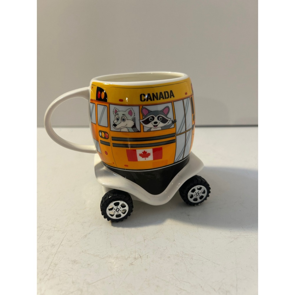 PCF Souvenirs Canada School Bus Mug Rolling Wheels Canadian Wildlife Animals